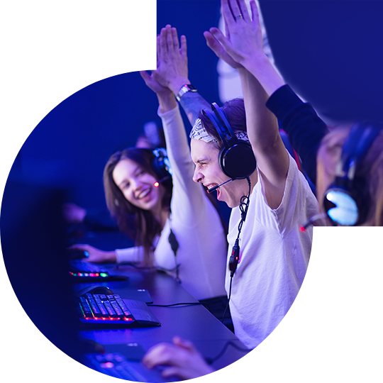 z6com·尊龙时凯独家双向驱动技术<br>让电竞玩家尽情享受极致高速快感